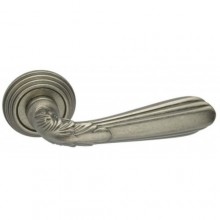 Дверная ручка Adden Bau FIORE V207 бронза / серебро